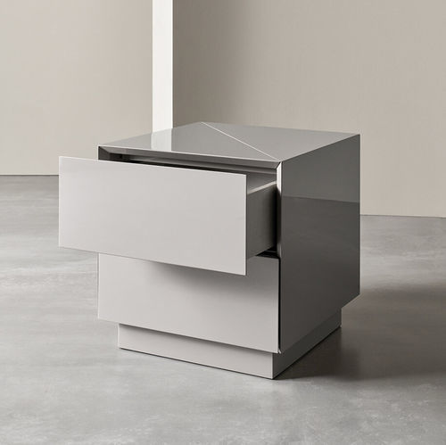 Comodino contemporaneo - KARL - MERIDIANI - in legno laccato / con supporto in legno / quadrato