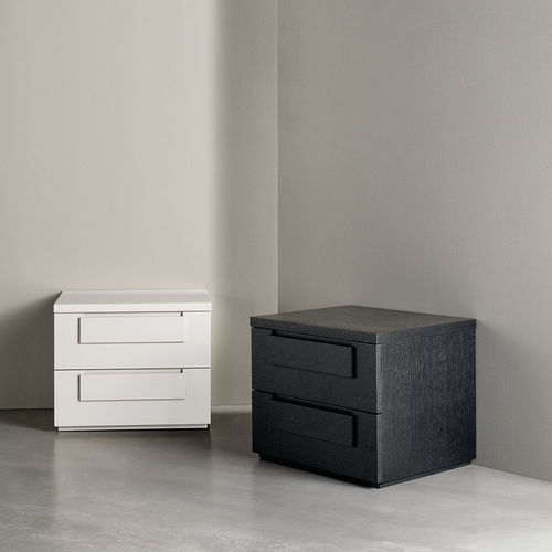 Comodino contemporaneo - NOTE    - MERIDIANI - in legno laccato / in rovere / con supporto in legno