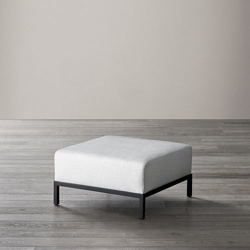 Ottomana contemporanea - BERRY - MERIDIANI - in pelle / in legno / in tessuto