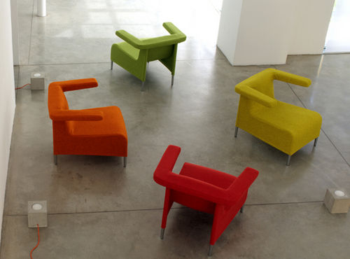 Poltrona contemporanea - TORIBIO  - Verzelloni - in poliuretano / di Studio Lievore Altherr Molina