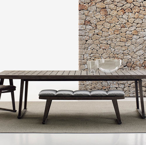 Divanetto imbottito contemporaneo - Gio - B&B Italia - in tessuto / con supporto in legno massiccio / con supporto in teak