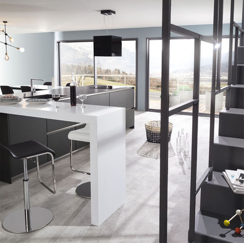 Cucina contemporanea - AMBIANCE OPTIMALE - Mobalpa - in ardesia / in quarzo / in Corian®