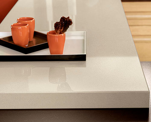 Piano di lavoro in quarzo - I-QUARTZ PIERREDEPLAN - Mobalpa - da cucina / finitura laccata