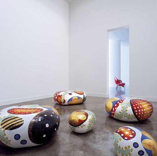 Tavolino basso contemporaneo - CECILIA - BISAZZA - in calcestruzzo / con supporto in calcestruzzo / curvo