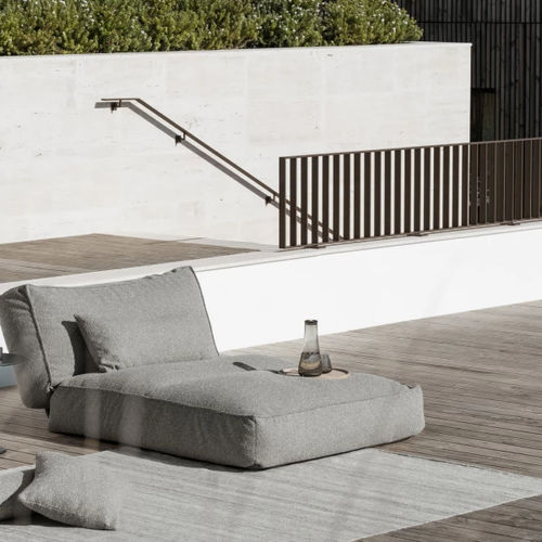Tappeto contemporaneo - KIVA - Blomus - a righe / in PET / rettangolare