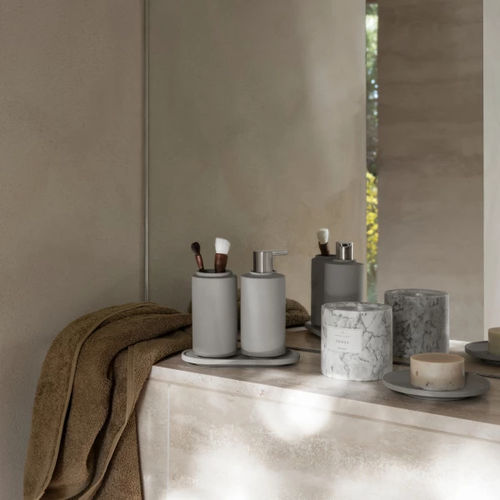 Portasapone in calcestruzzo - CRETO - Blomus - in silicone / per stanza da bagno