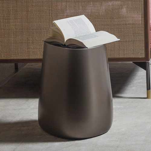 Tavolo d'appoggio contemporaneo - 9200_PICO - Vibieffe - in schiuma di poliuretano / triangolare / per uso residenziale
