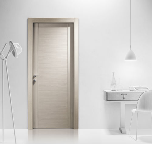 Porta da interno - AREA - FerreroLegno - in legno / in laminato / battente