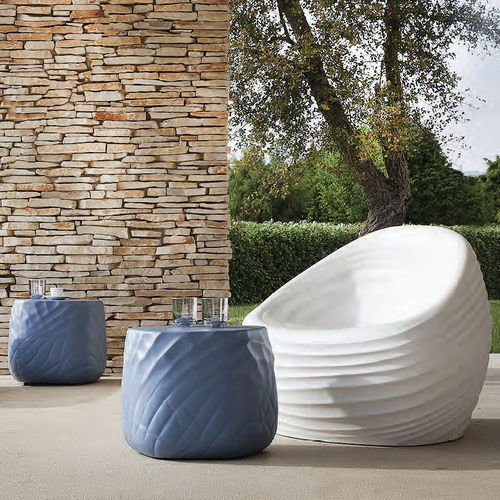Poltrona contemporanea - RIVERSIDE - TONON - in poliuretano / impermeabile / blu
