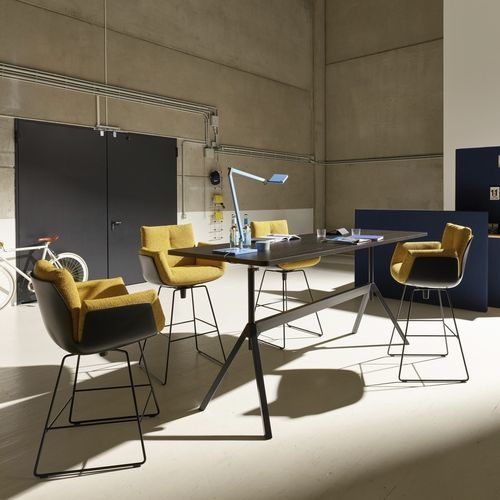 Sedia alta contemporanea - ALVO - COR - da interno / in tessuto / con supporto in metallo