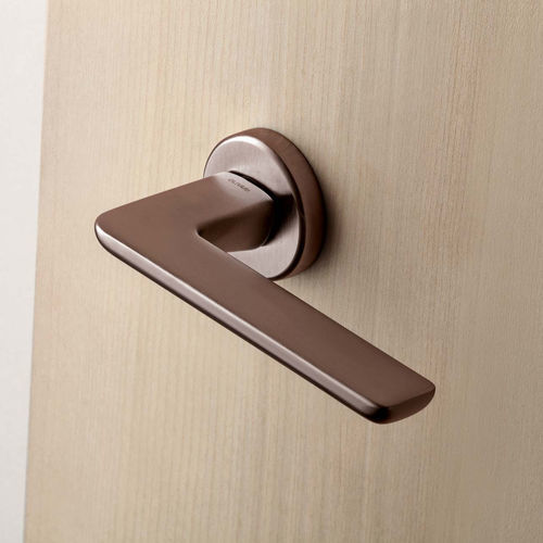 Maniglia per porta - MARBELLA - OLIVARI - da finestra / in ottone / contemporanea