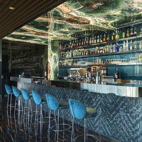 Sgabello da bar contemporaneo - AMARETTO - SICIS - in schiuma di poliuretano / con supporto in metallo / con supporto in legno massiccio