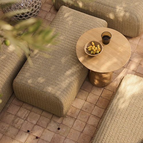 Pouf contemporaneo - MAI - Tribù - in tessuto / quadrato / da esterno
