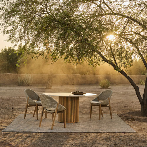 Tavolo da pranzo contemporaneo - OTTO - Tribù - in travertino / in ceramica / con supporto in teak