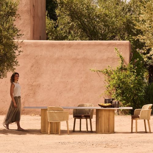 Tavolo da pranzo contemporaneo - OTTO - Tribù - in travertino / in ceramica / con supporto in teak
