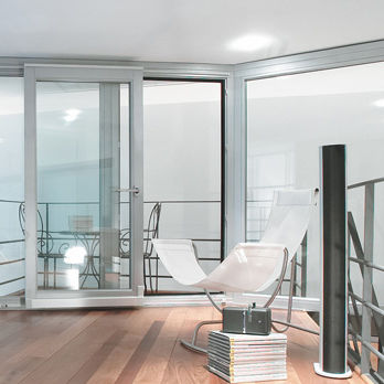 Finestra in alluminio - KF 240 - Internorm - in PVC / scorrevole / ad anta ribalta