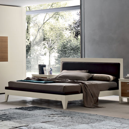 Letto matrimoniale - LIGUSTRO - LE FABLIER - contemporaneo / con testiera imbottita / con base contenitore