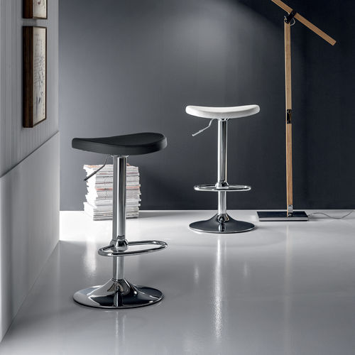 Sgabello da bar contemporaneo - BLUES - STOSA CUCINE - in ecopelle / con supporto in metallo verniciato / imbottito
