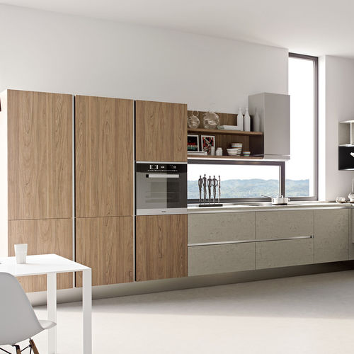 Cucina contemporanea - LAMINA 4.0 - Record Cucine - impiallacciata in legno / in rovere / in olmo