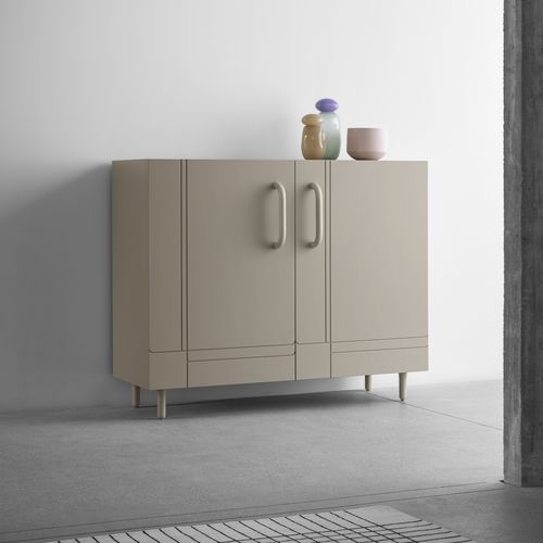 Credenza contemporanea - Dalila - miniforms - in legno laccato / con ante battenti / con 4 gambe