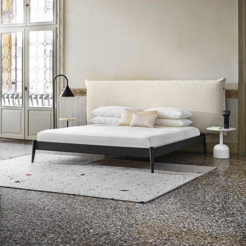 Letto matrimoniale - Shiko Wonder - miniforms - contemporaneo / con testiera imbottita / in tessuto
