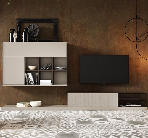 Parete attrezzata TV contemporaneo - BLIND - MUEBLES MESEGUE, S.A. - in legno / su misura