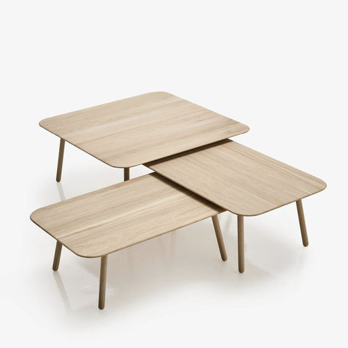 Tavolino basso contemporaneo - RUND - FRAJUMAR- BELTA - in rovere / con supporto in quercia / rettangolare