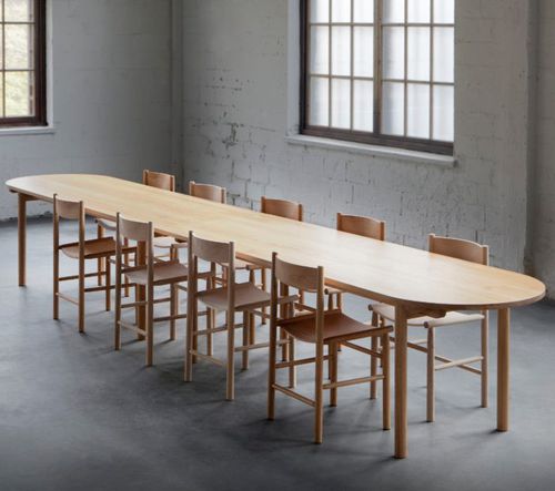 Tavolo contemporaneo - BASIC - Nikari - in rovere / in frassino / con supporto in quercia