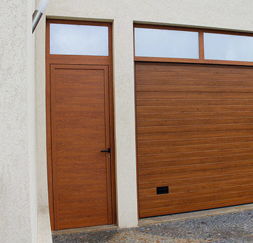 Porta di servizio - AGM - in alluminio / battente / contemporanea