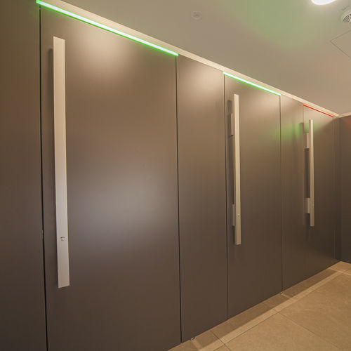 Cabina per bagni pubblici in HPL - PRIMO F - KEMMLIT-Bauelemente GmbH - per toilette / per edifici pubblici / resistente all'umidità