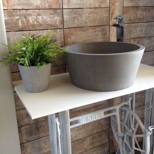 Lavabo da appoggio - CIRCUM 3817 - Urbi et Orbi - in calcestruzzo / conico / contemporaneo