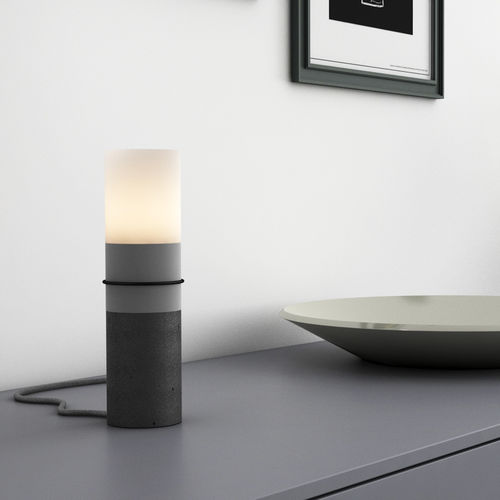 Lampada da tavolo - PAPEL - Urbi et Orbi - in calcestruzzo / contemporanea / con cavo