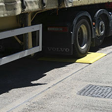 Rallentatore per spazi pubblici - ROAD PLATE - Tricel