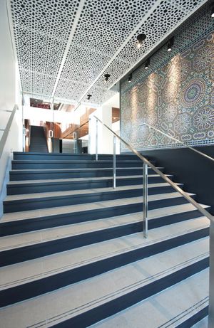 Controsoffitto in acciaio inossidabile - ABIYA Mashrabiya - a quadrotte / decorativo