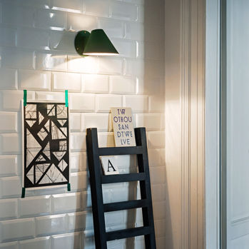 Applique contemporanea - BILLY WL - Kalmar Werkstaetten - da interno / in metallo laccato / LED