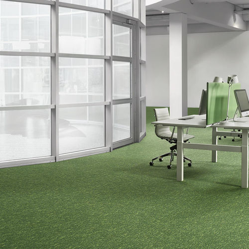 Moquette tufted - GRAIN - Tarkett PROFESSIONAL - in Textilene® / contract / a tinta unita
