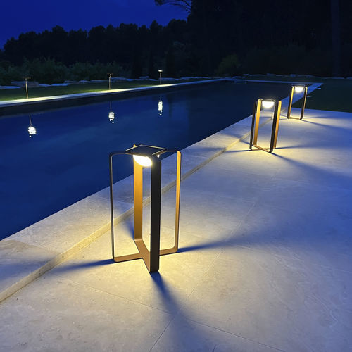 Lanterna solare - XY - aralia - LYX luminaires - contemporanea / in acciaio / in acciaio verniciato