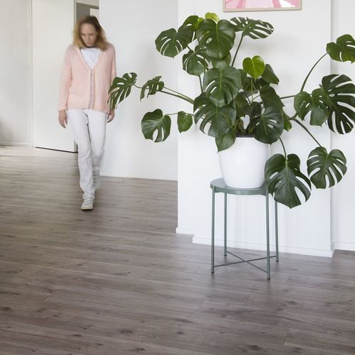 Pavimento laminato in HDF - IMPULSE V4 - BERRYALLOC - da incollare / aspetto legno / per uso residenziale
