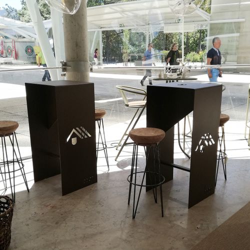 Tavolo alto contemporaneo - BPLAN - in alluminio termolaccato / rettangolare / su misura