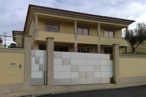 Cancello battente - PNB - in acciaio inossidabile / a pannello / per uso residenziale