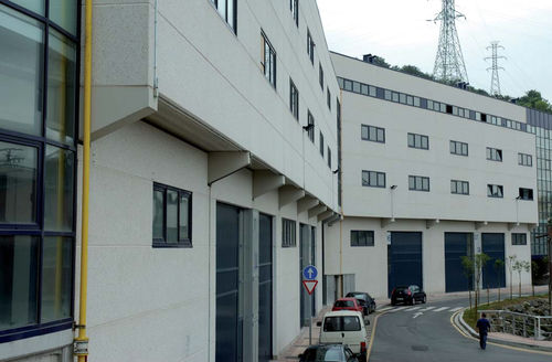 Trave prefabbricata - PRETERSA PRENAVISA - in cemento armato / a sezione rettangolare / a doppia pendenza