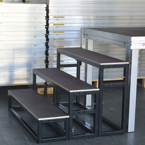 Scala con gradini in acciaio inox - STEEL - apq stage GmbH