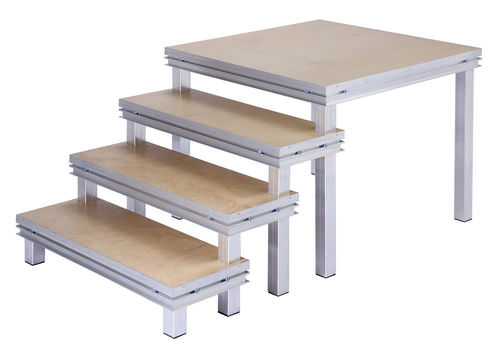 Scala con gradini in acciaio inox - . - apq stage GmbH