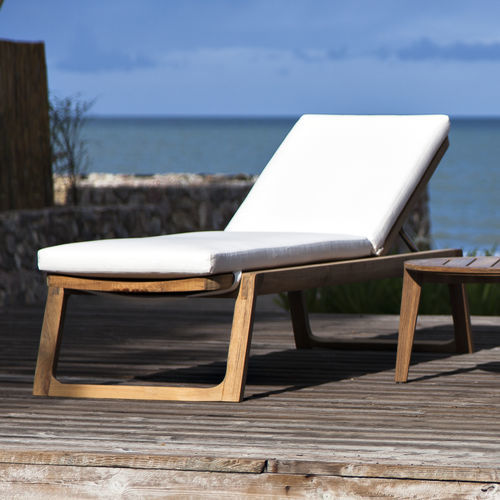 Lettino prendisole contemporaneo - DIUNA - OASIQ - in tessuto / in teak / da giardino