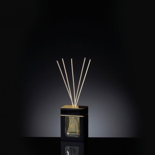 Bottiglia in rattan - HOME FRAGRANCE - VGnewtrend - in vetro / in legno laccato brillante / di profumo