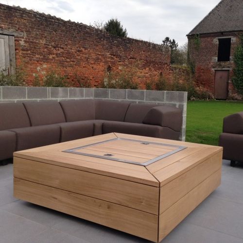 Tavolino basso contemporaneo - CLASSIC - KUB BRASERO - in rovere / con supporto in metallo / quadrato