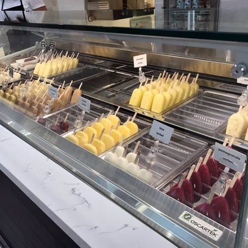 Vetrina refrigerata espositiva - GIA - Oscartek - per pasticceria / in acciaio inossidabile / con sportello