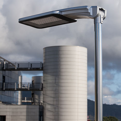 Lampione urbano - QUANTUM - Setga - contemporaneo / in alluminio / LED