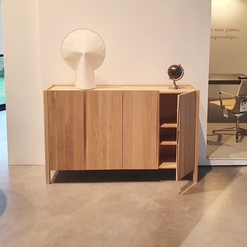 Credenza contemporanea - RESET - SPELL - in legno / con ante battenti / con 4 gambe