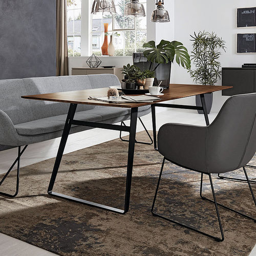 Tavolo da pranzo contemporaneo - TAVIA - Musterring - in rovere / con supporto in acciaio / rotondo
